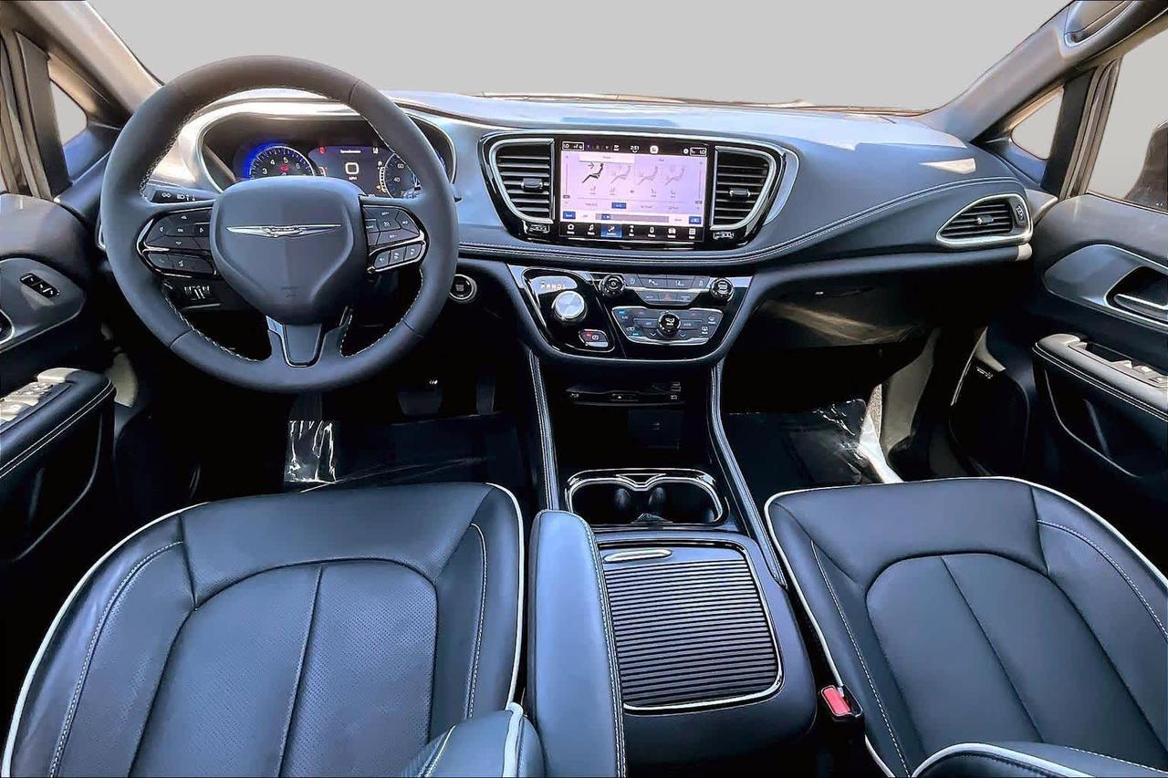 2026 Chrysler Pacifica Limited Folsom CA