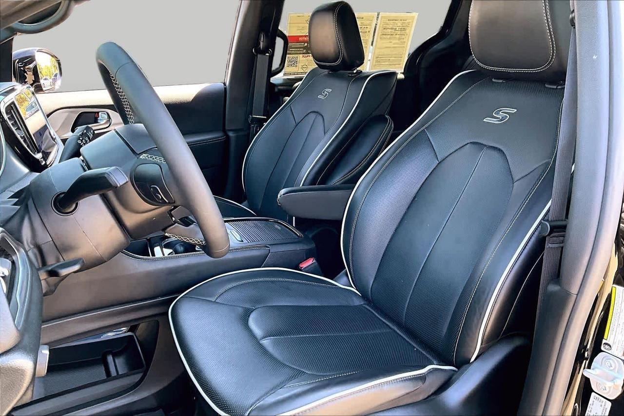 2026 Chrysler Pacifica Limited Folsom CA