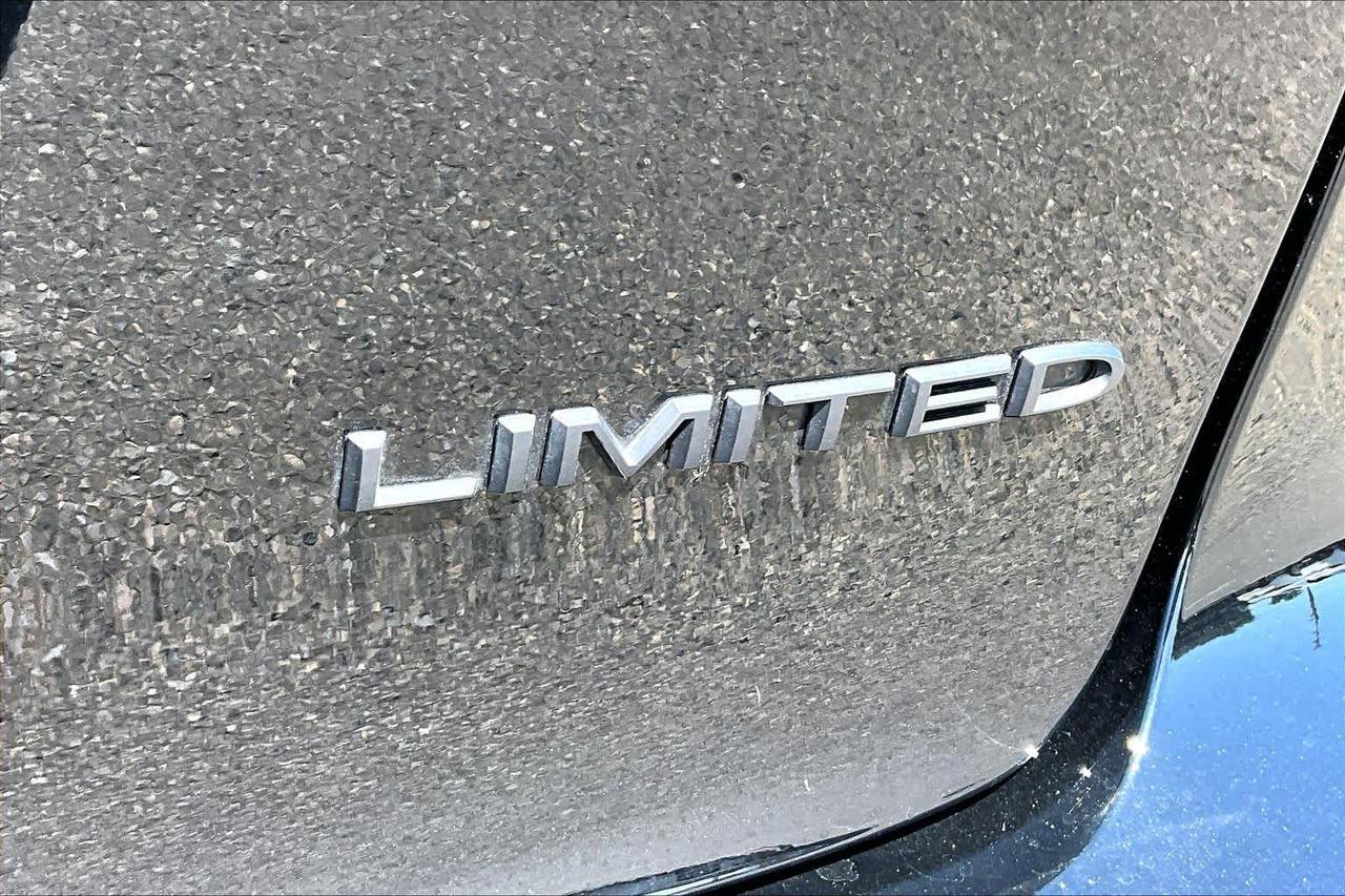 2026 Chrysler Pacifica Limited Folsom CA