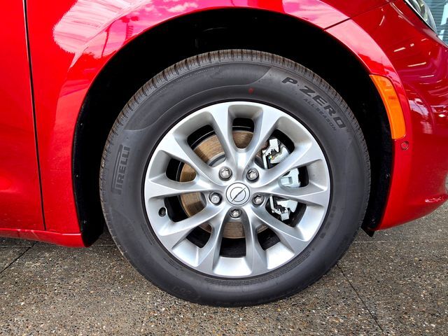 2026 Chrysler Pacifica Limited Folsom CA