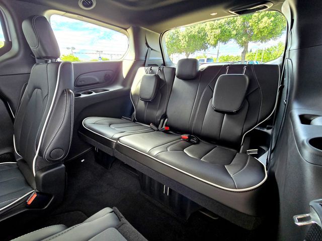 2026 Chrysler Pacifica Limited Folsom CA