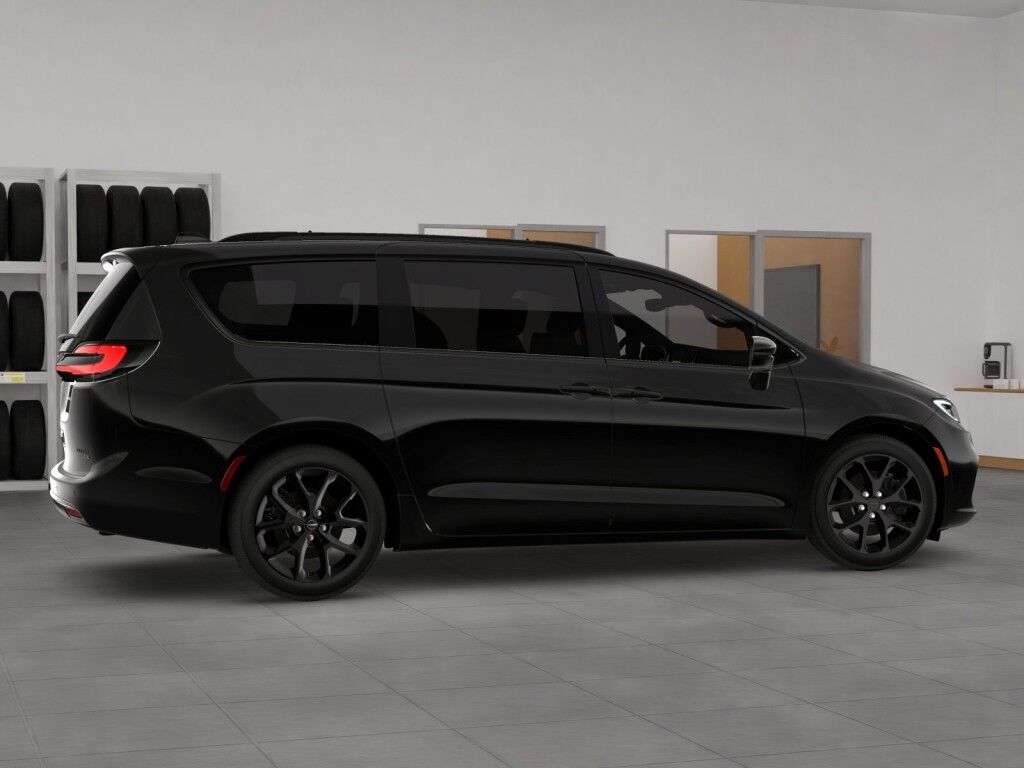 2026 Chrysler Pacifica Limited Owego NY