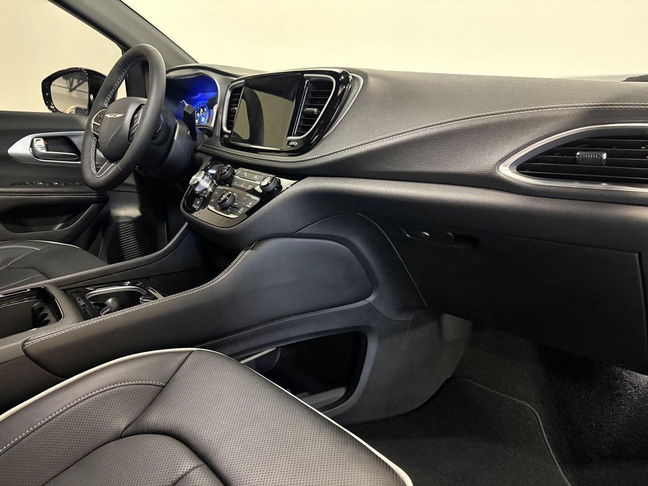 2026 Chrysler Pacifica Limited Parker CO