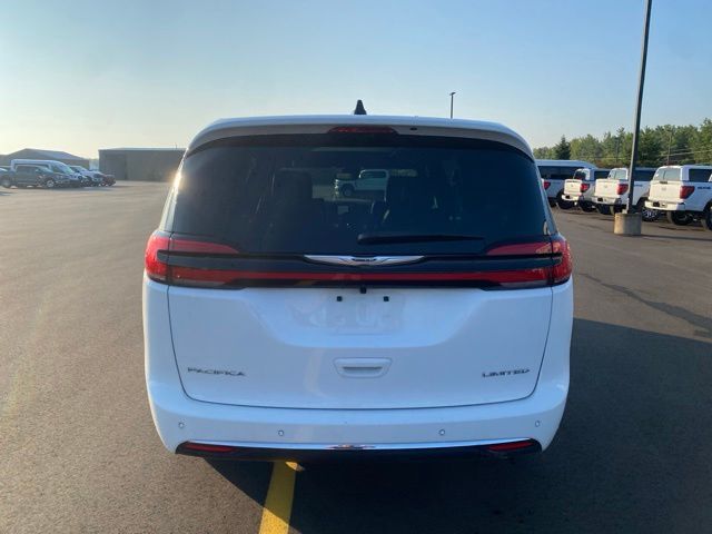 2026 Chrysler Pacifica Limited Pine River MN