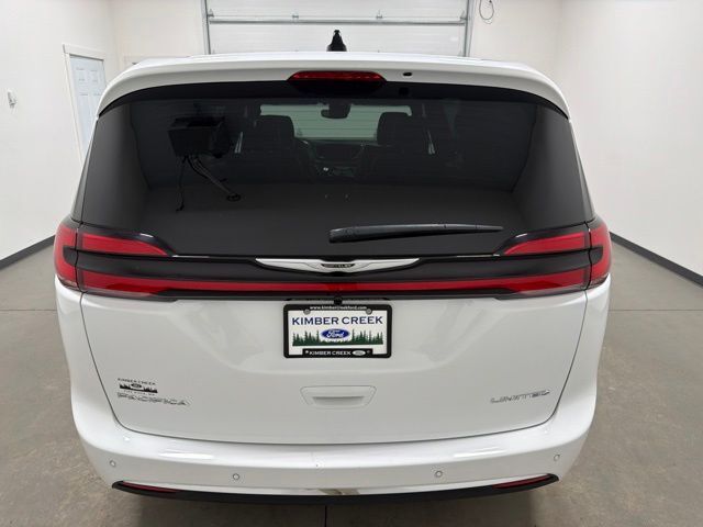 2026 Chrysler Pacifica Limited Pine River MN