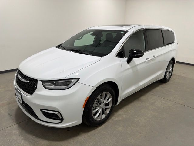 2026 Chrysler Pacifica Limited Pine River MN