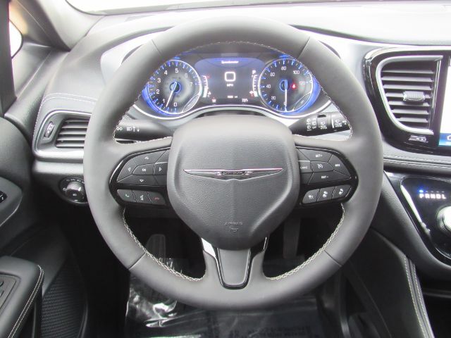 2026 Chrysler Pacifica Limited Plano TX