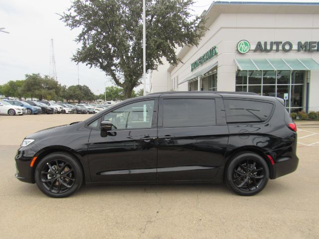 2026 Chrysler Pacifica Limited Plano TX