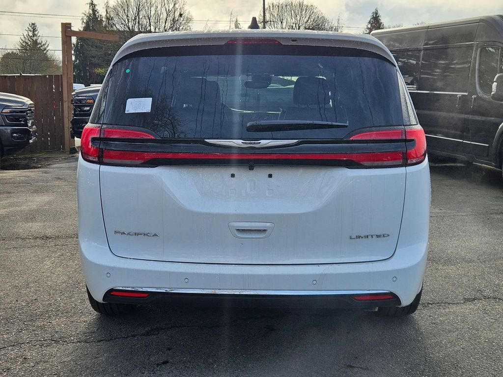 2026 Chrysler Pacifica Limited Gresham OR