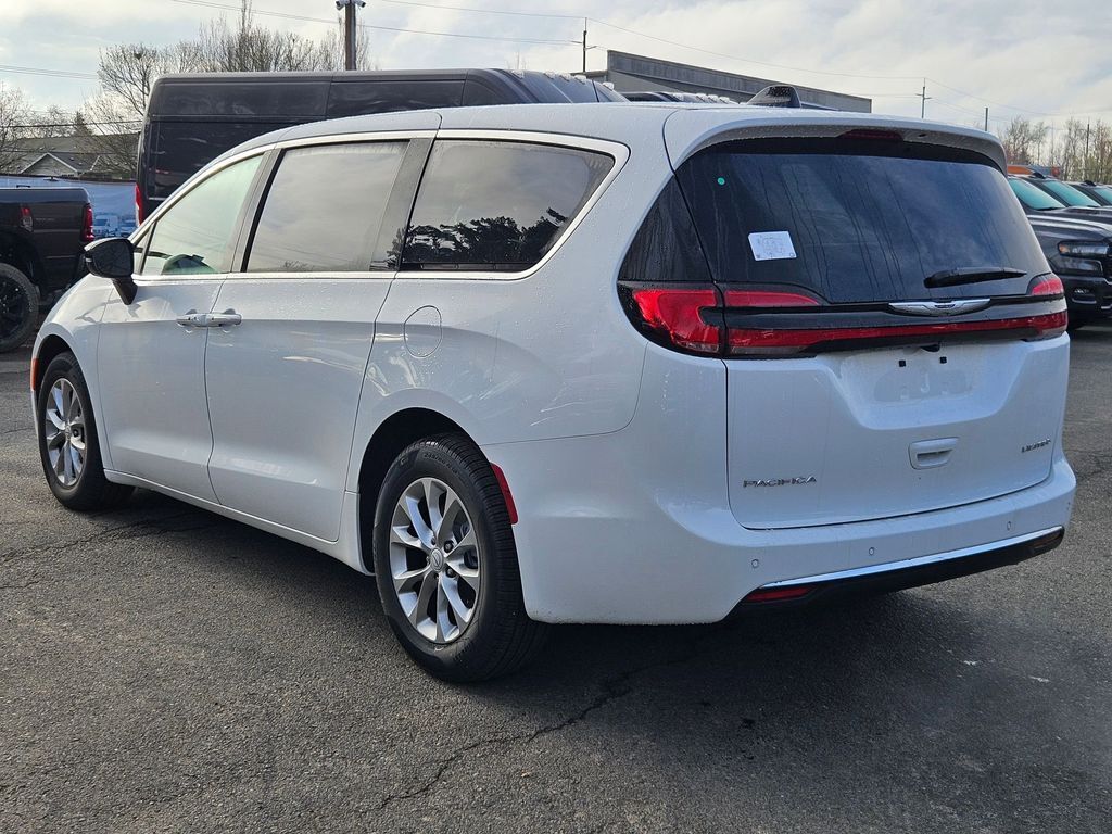 2026 Chrysler Pacifica Limited Gresham OR