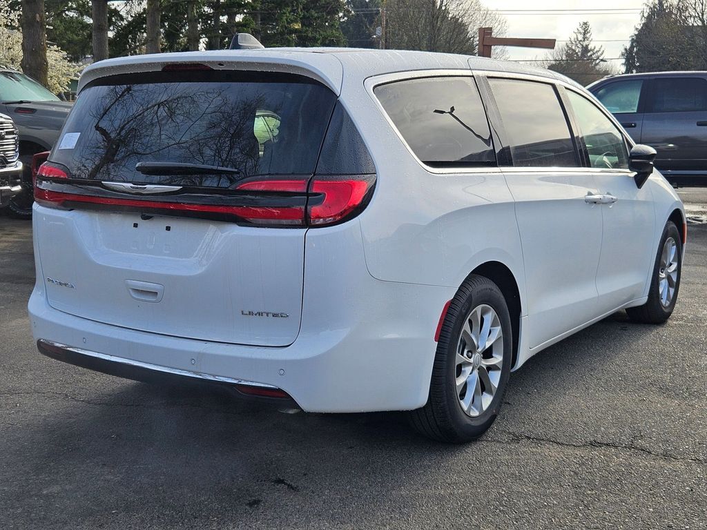 2026 Chrysler Pacifica Limited Gresham OR