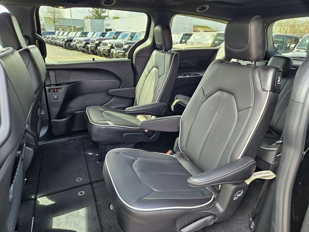 2026 Chrysler Pacifica Limited Gresham OR