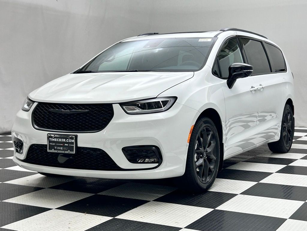 2026 Chrysler Pacifica Limited Portland OR