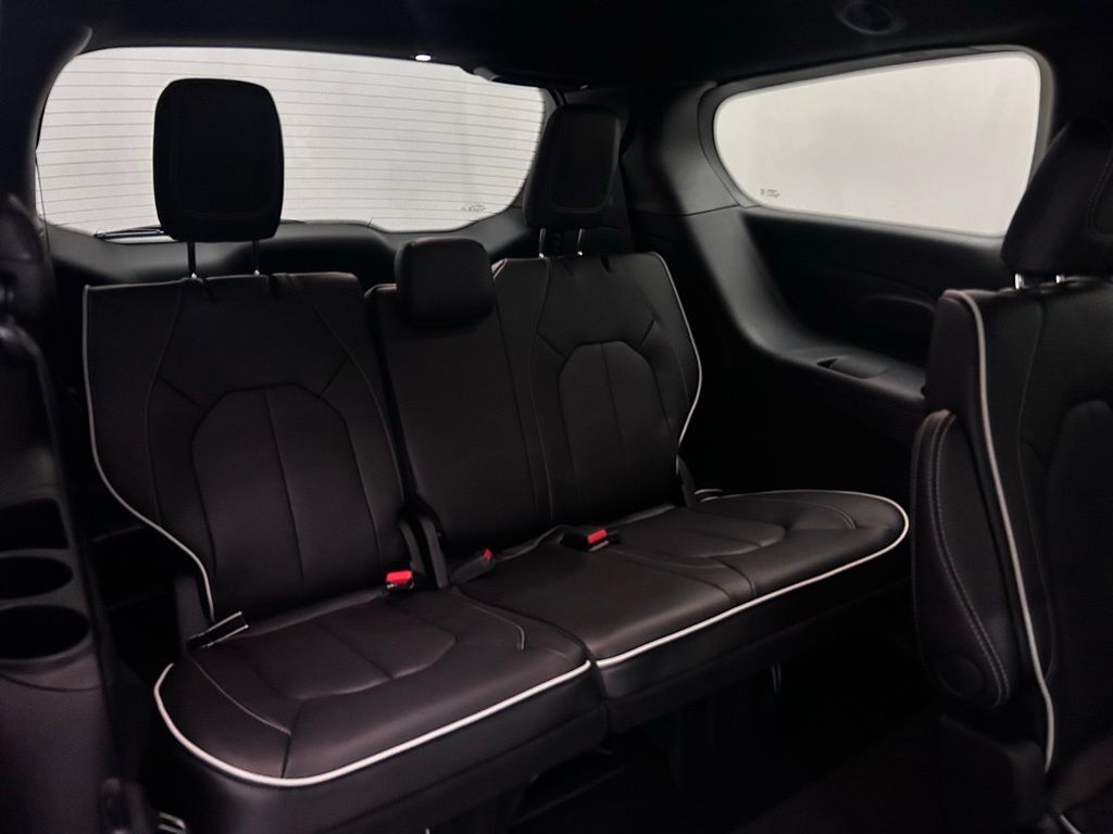 2026 Chrysler Pacifica Limited Portland OR