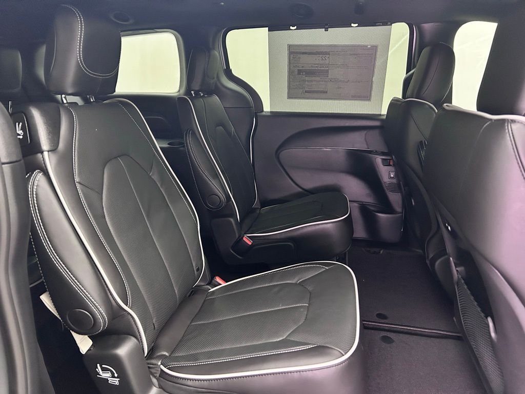 2026 Chrysler Pacifica Limited Portland OR