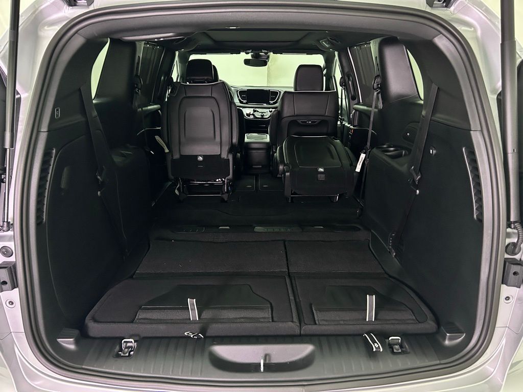 2026 Chrysler Pacifica Limited Portland OR