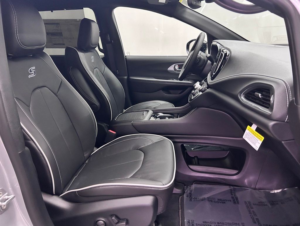 2026 Chrysler Pacifica Limited Portland OR