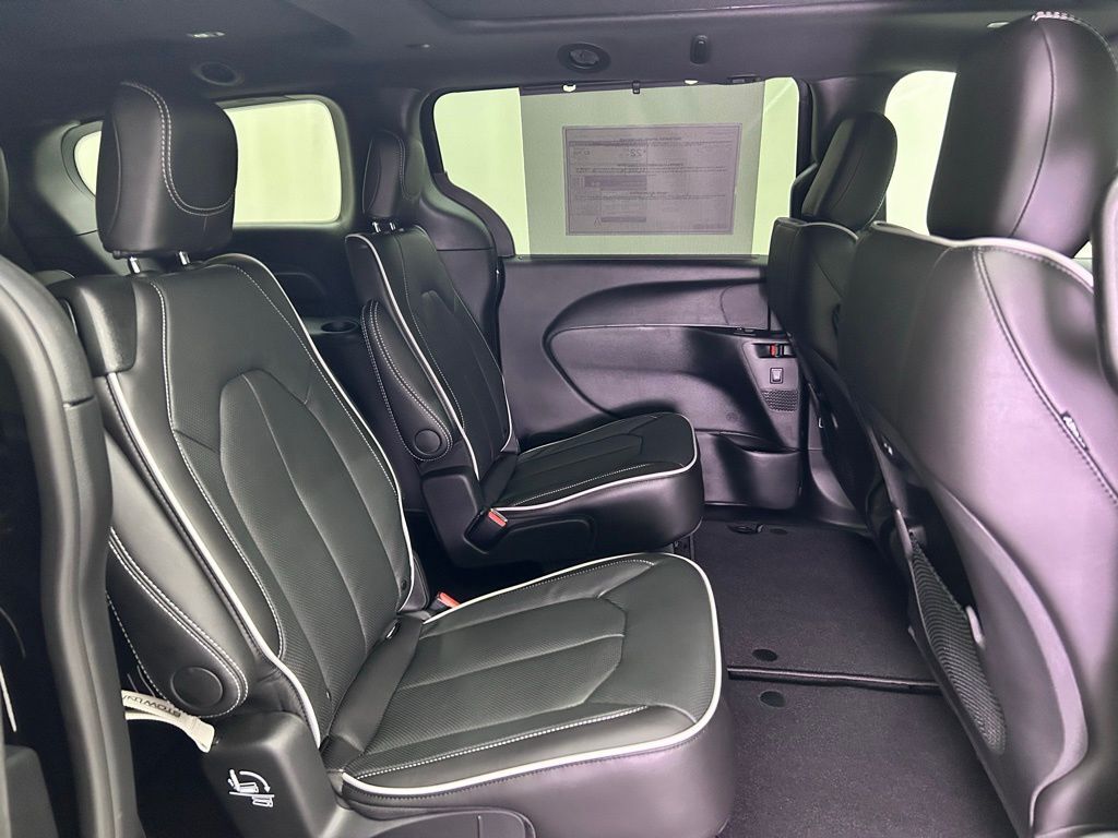 2026 Chrysler Pacifica Limited Portland OR