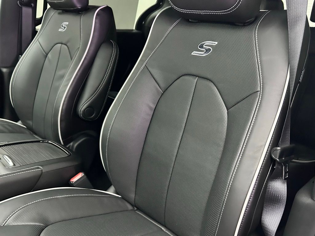 2026 Chrysler Pacifica Limited Portland OR