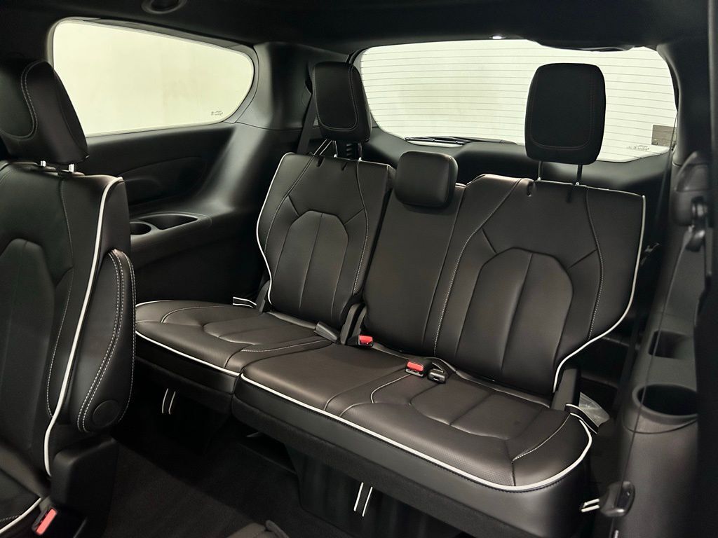 2026 Chrysler Pacifica Limited Portland OR