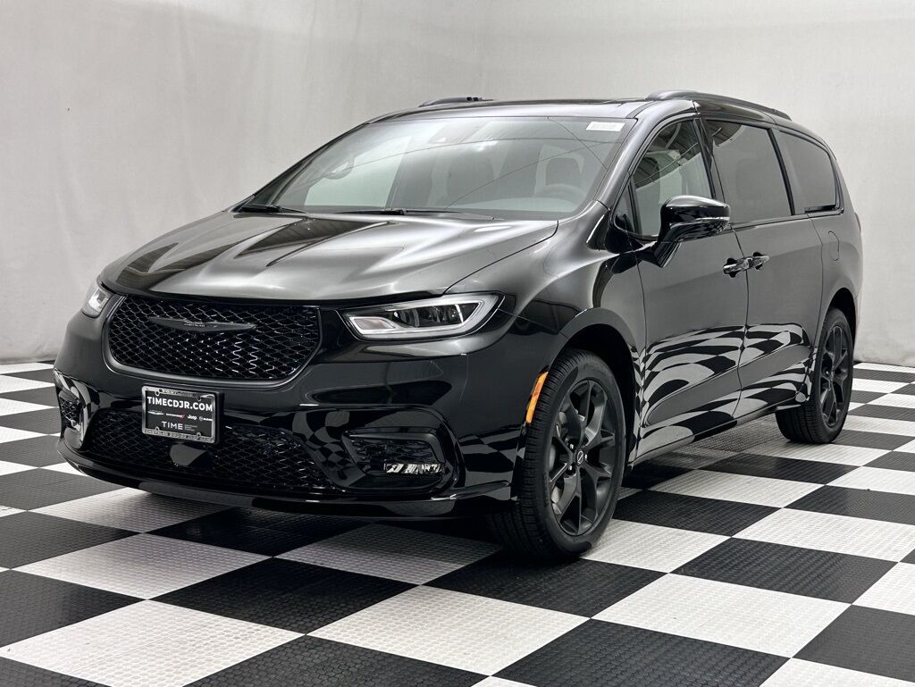2026 Chrysler Pacifica Limited Portland OR