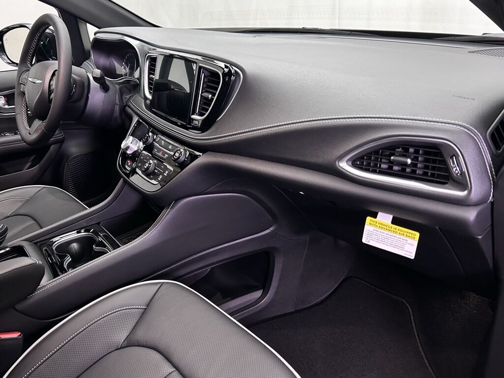 2026 Chrysler Pacifica Limited Portland OR