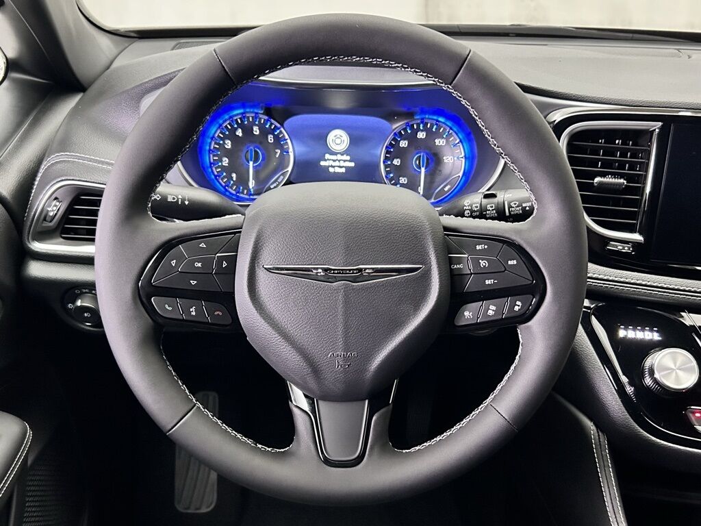 2026 Chrysler Pacifica Limited Portland OR
