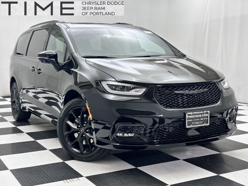 2026 Chrysler Pacifica Limited Portland OR