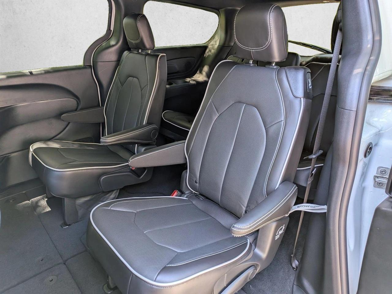 2026 Chrysler Pacifica Limited Roseville CA