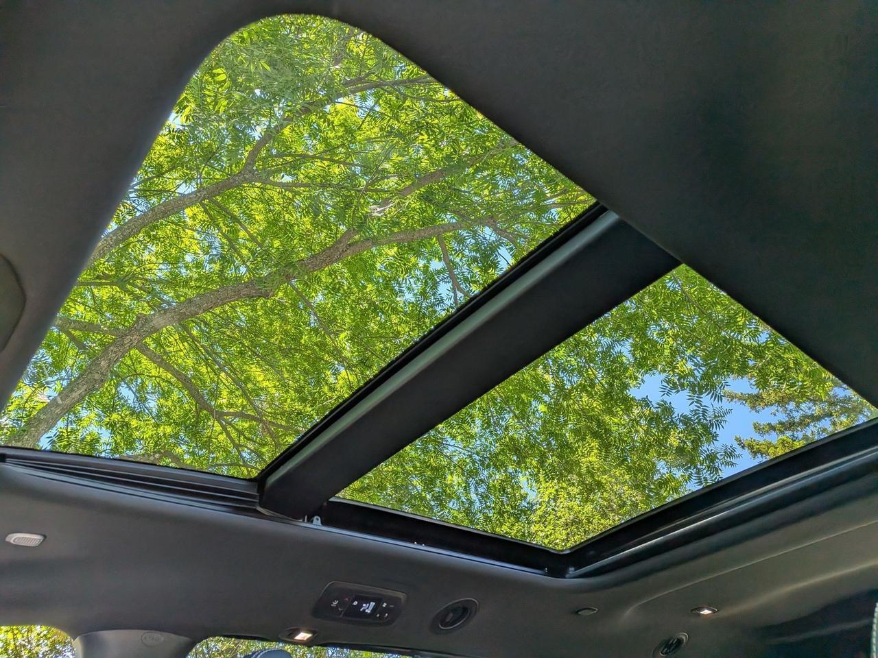 2026 Chrysler Pacifica Limited Roseville CA