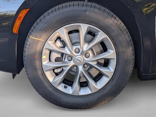 2026 Chrysler Pacifica Limited Roseville CA