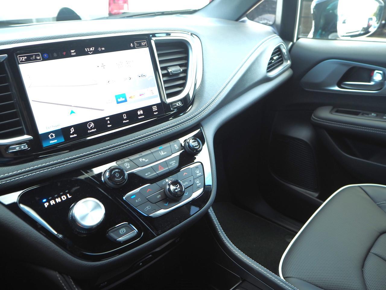 2026 Chrysler Pacifica Limited New Braunfels TX