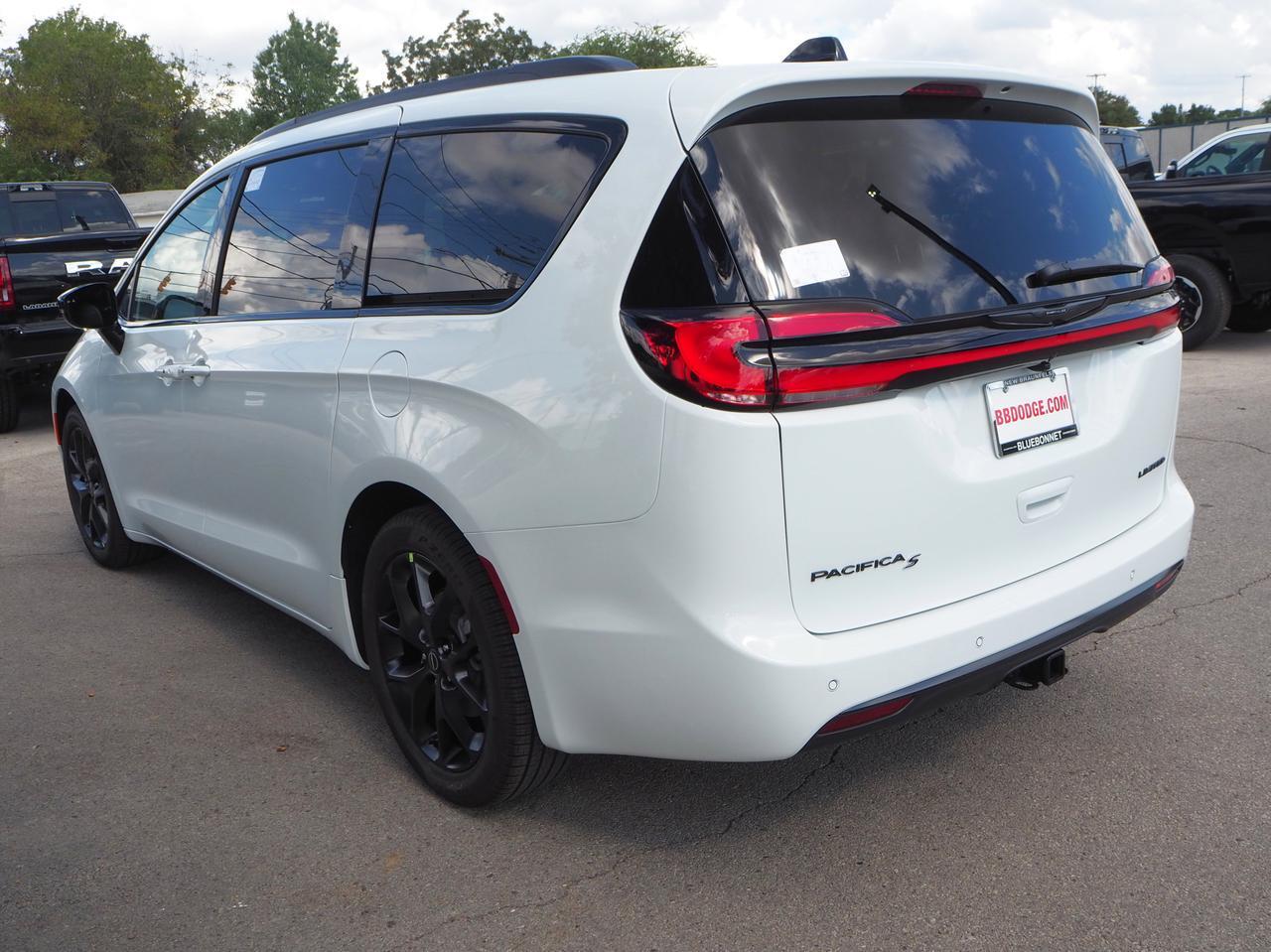 2026 Chrysler Pacifica Limited New Braunfels TX