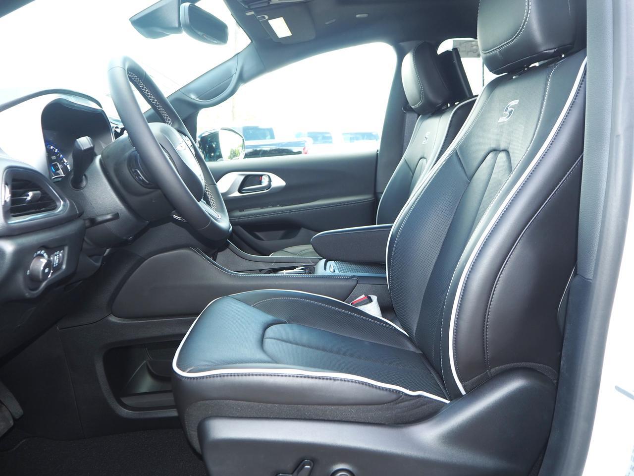 2026 Chrysler Pacifica Limited New Braunfels TX