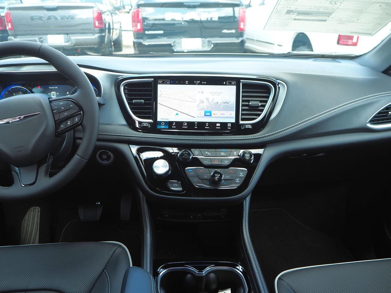 2026 Chrysler Pacifica Limited New Braunfels TX