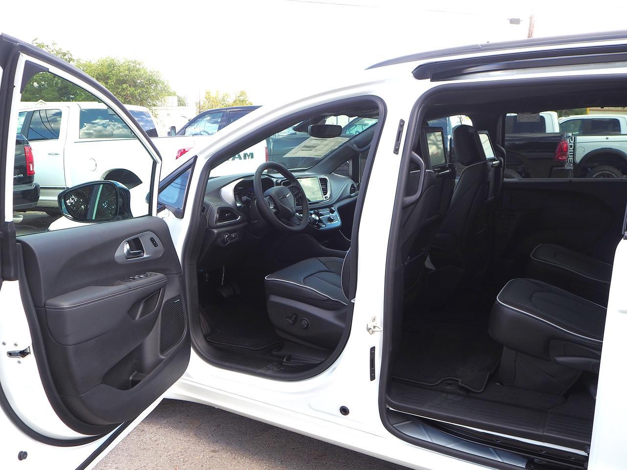 2026 Chrysler Pacifica Limited New Braunfels TX