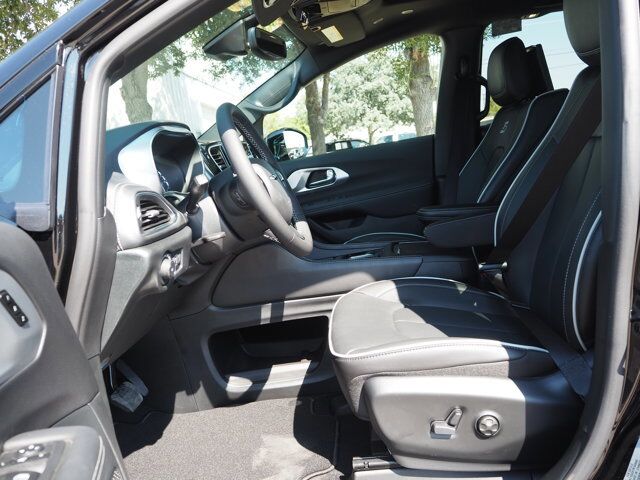 2026 Chrysler Pacifica Limited New Braunfels TX