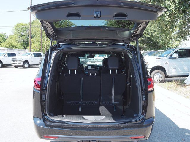 2026 Chrysler Pacifica Limited New Braunfels TX