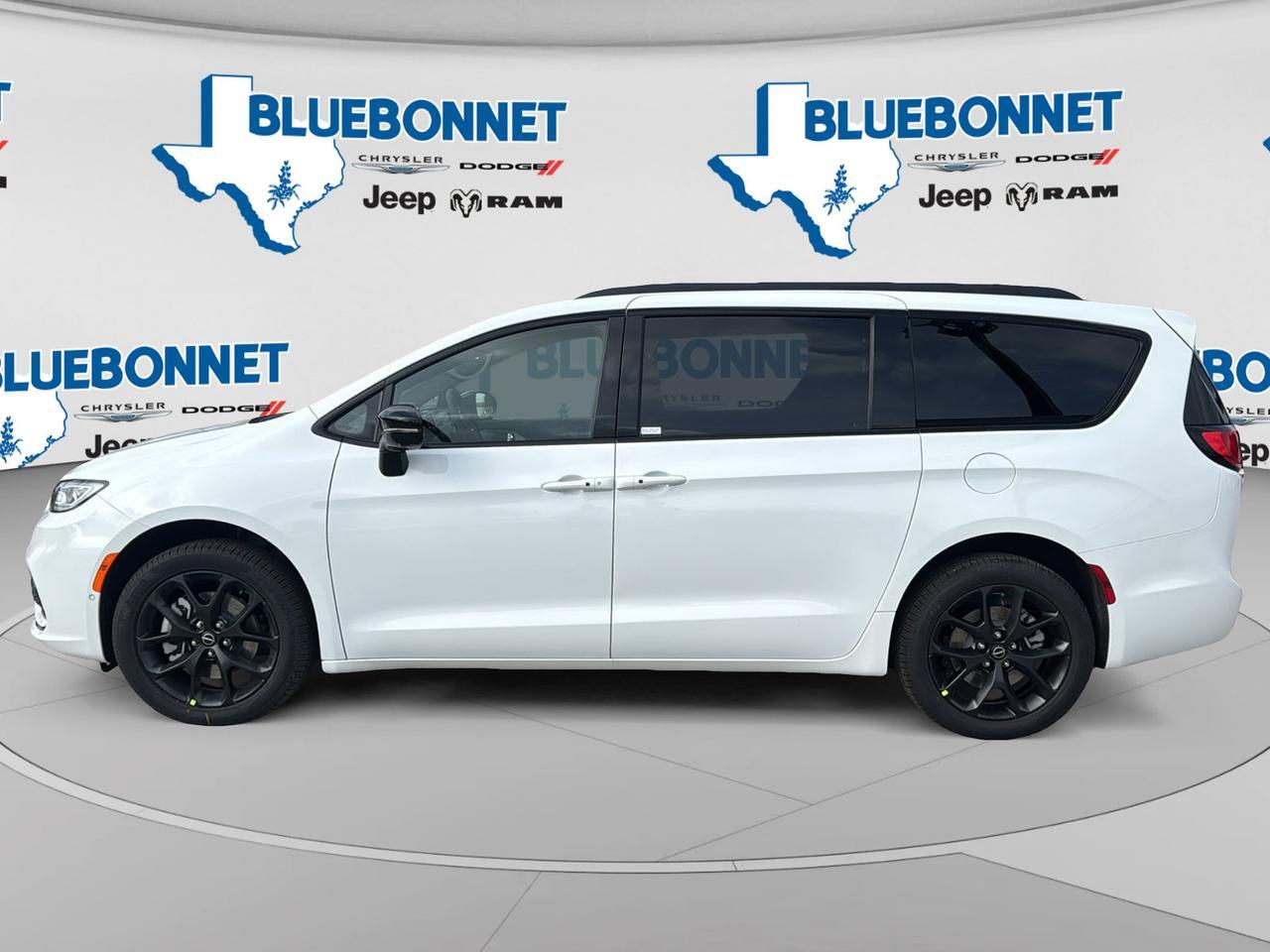 2026 Chrysler Pacifica Limited New Braunfels TX