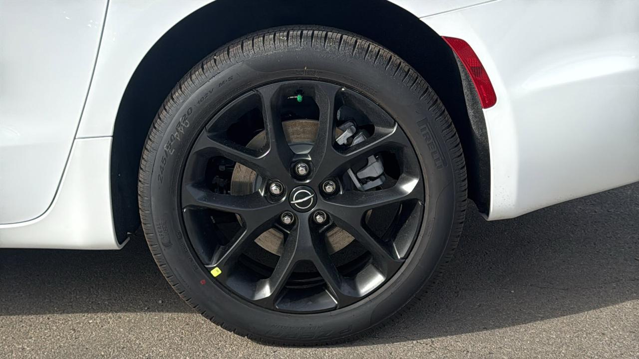 2026 Chrysler Pacifica Limited New Braunfels TX