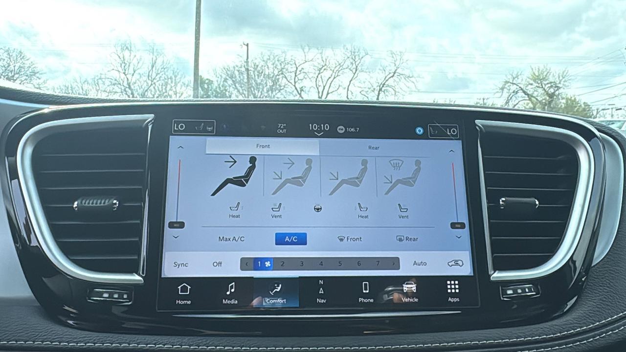 2026 Chrysler Pacifica Limited New Braunfels TX