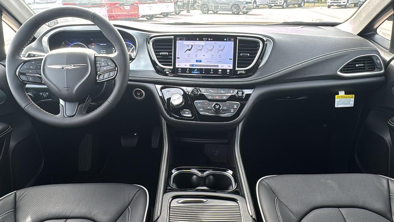 2026 Chrysler Pacifica Limited New Braunfels TX