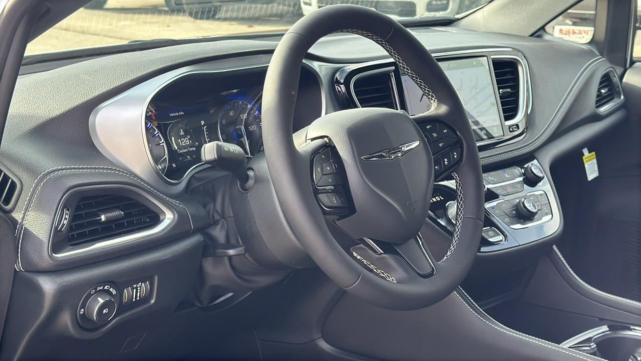 2026 Chrysler Pacifica Limited New Braunfels TX