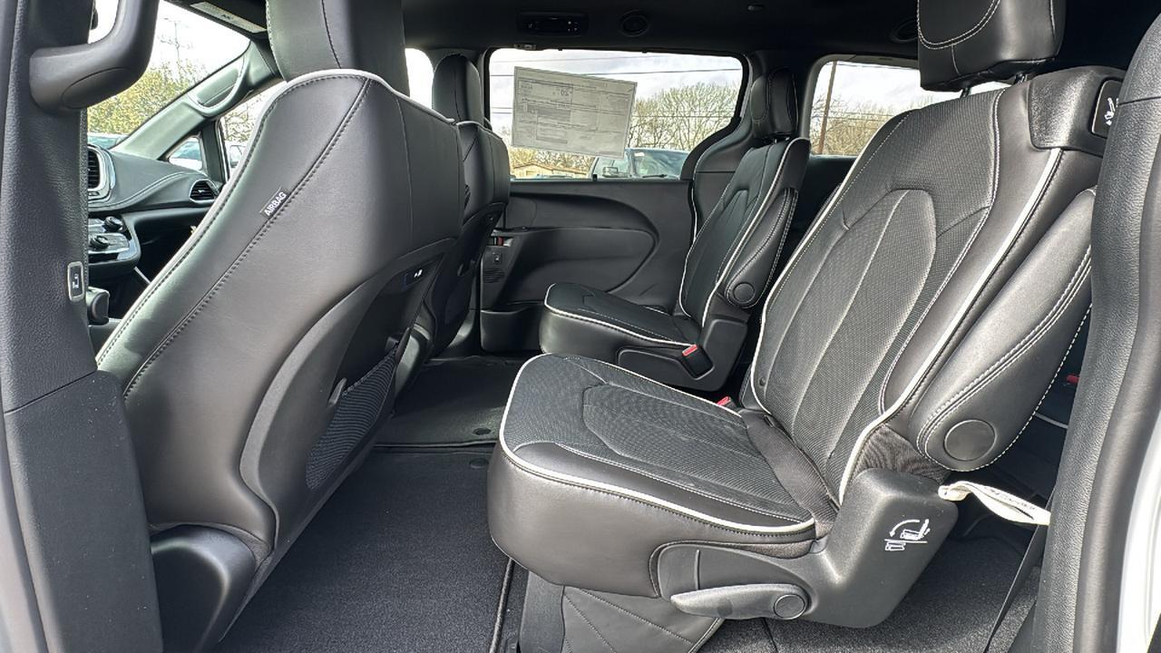 2026 Chrysler Pacifica Limited New Braunfels TX