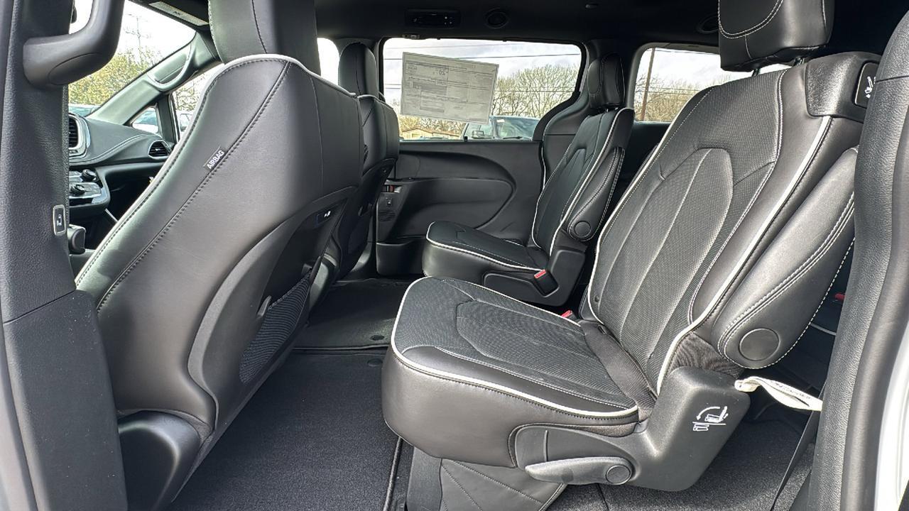 2026 Chrysler Pacifica Limited New Braunfels TX