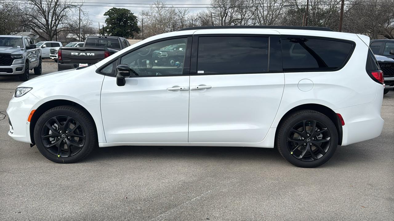 2026 Chrysler Pacifica Limited New Braunfels TX