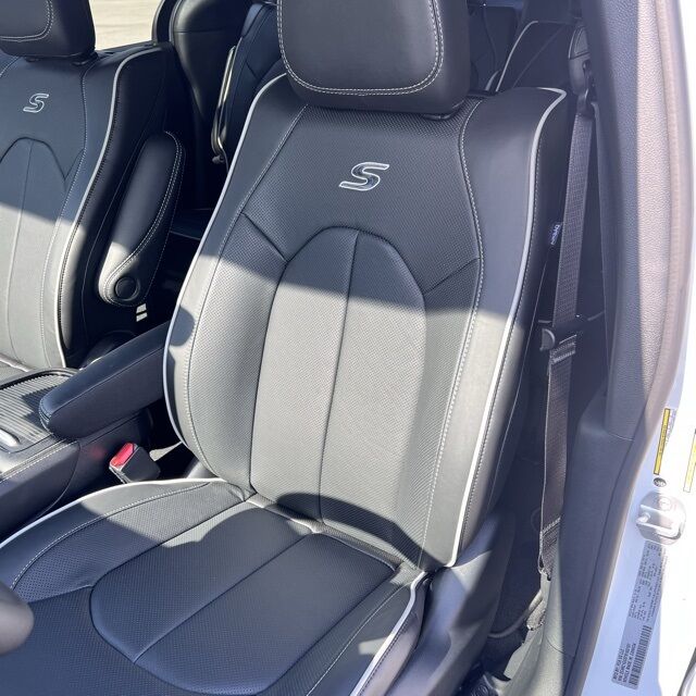 2026 Chrysler Pacifica Limited Herrin IL