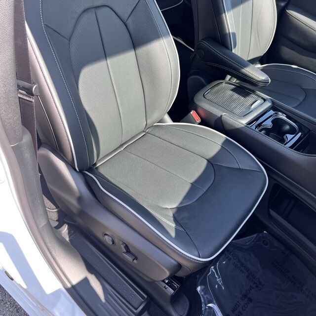 2026 Chrysler Pacifica Limited Herrin IL