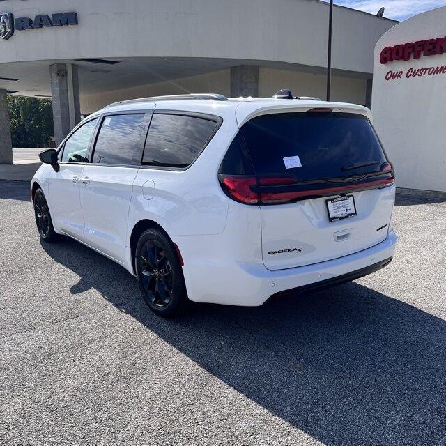 2026 Chrysler Pacifica Limited Herrin IL