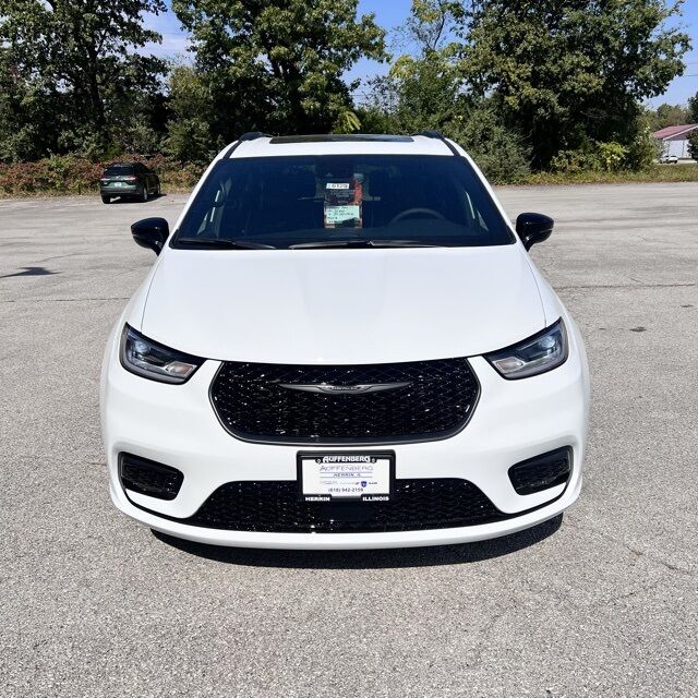 2026 Chrysler Pacifica Limited Herrin IL